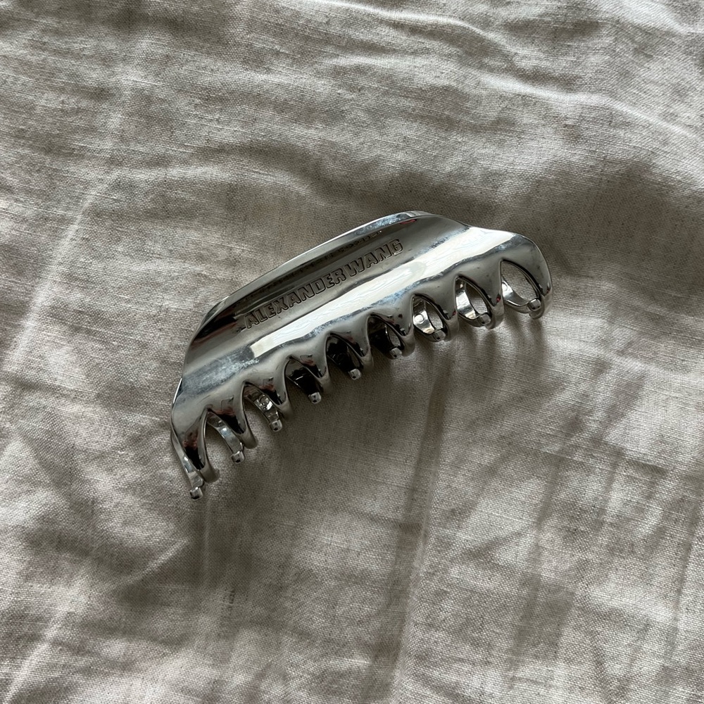 Alexander Wang claw clip